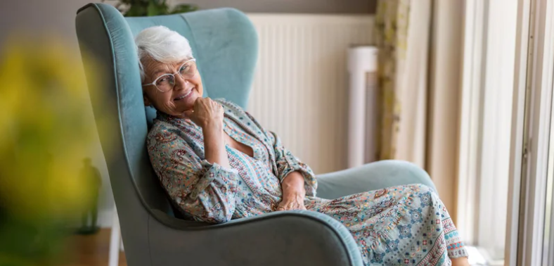 How to raise a chair for the elderly