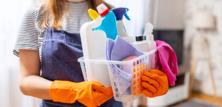 Cleaning a commode at home