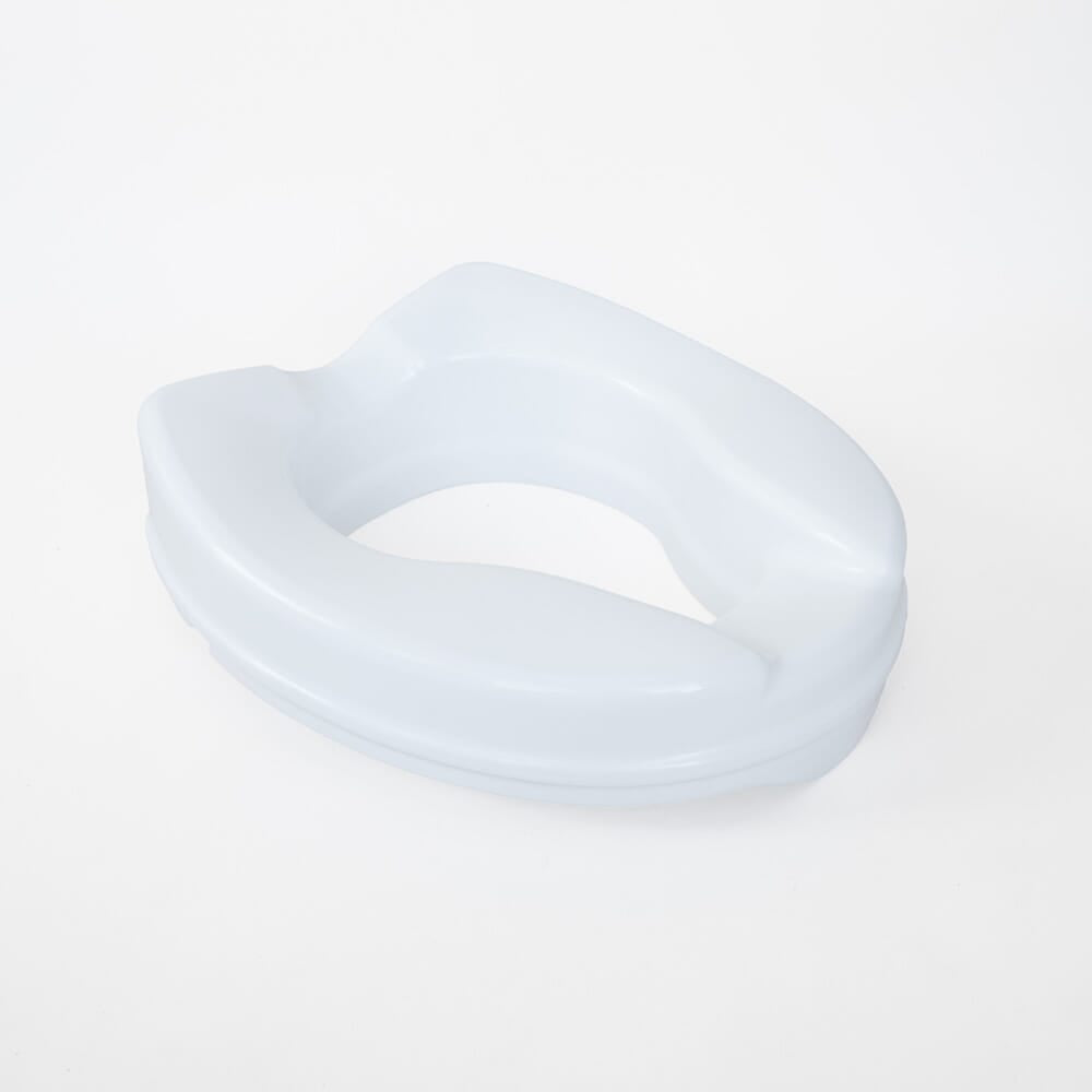 Close-up of a feature of Ashby Easyfit Raised Toilet Seat.