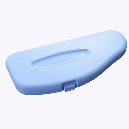 Close-up of a feature of Buckingham Compact Easywipe Bottom Wiper.