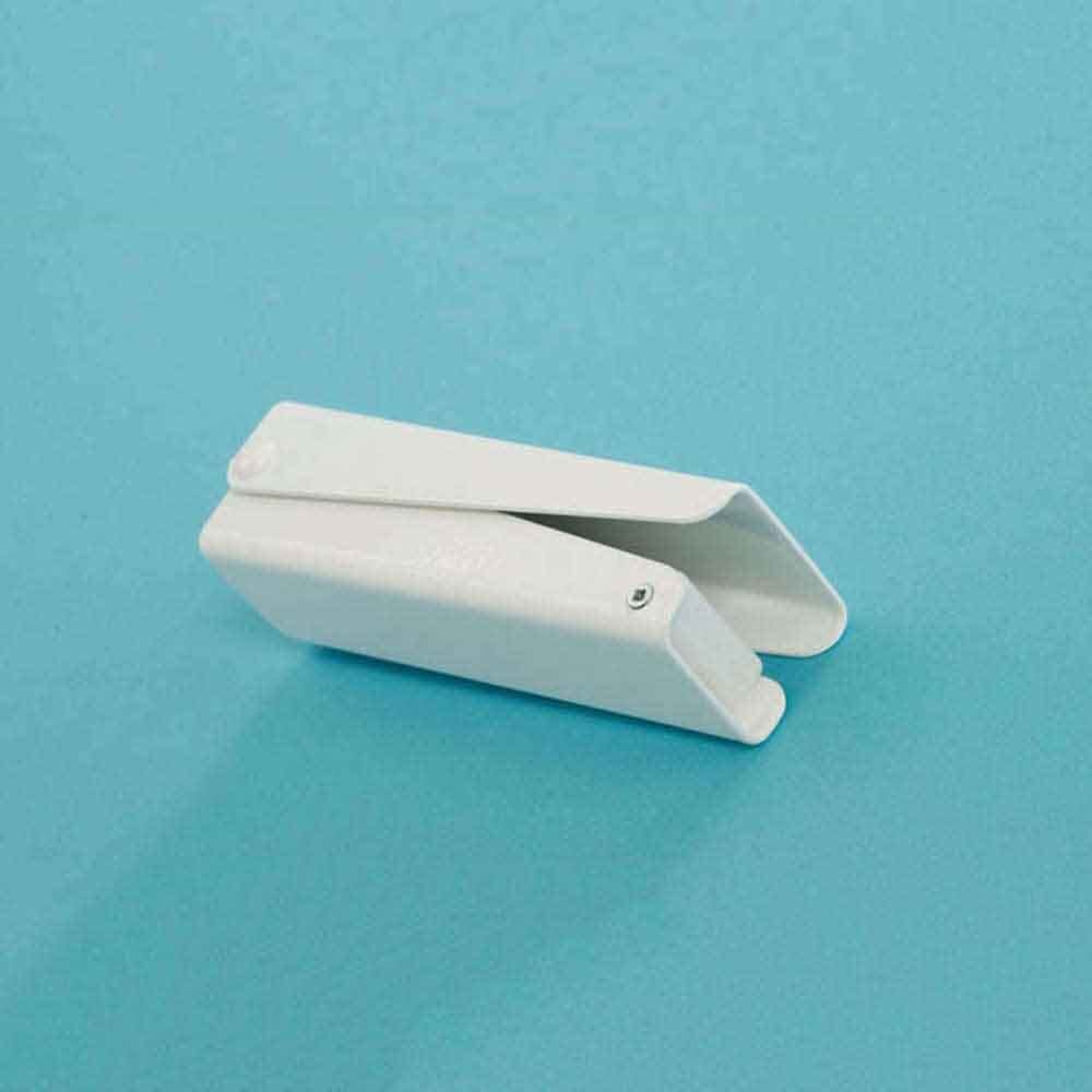 Close-up of a feature of Folding Bottom Wiper.