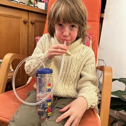 Diagram or packaging of HydroBubble Bubble PEP highlighting dimensions or features.