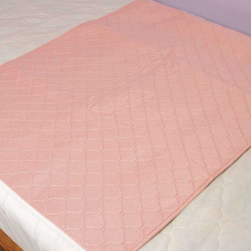 Image of Kylie Washable Bed Pad on a plain background.