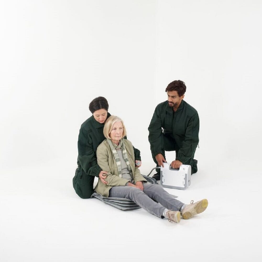 Packaging for Mangar Elk Emergency Lifting Cushion cushion with branding and product information.