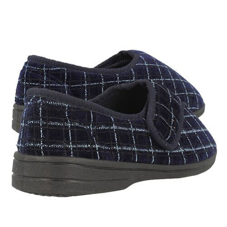 Lifestyle image of Mens Slippers being used in a real-life setting.