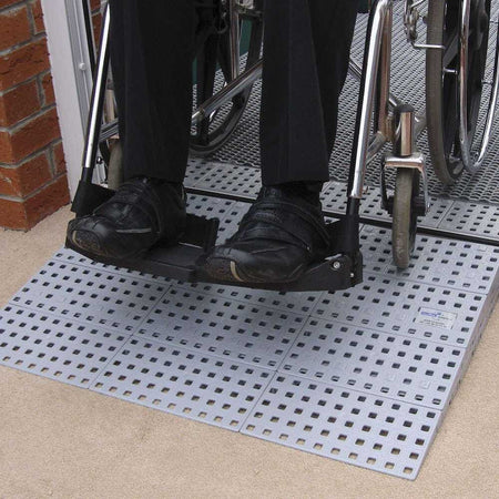 Image of Modular Threshold Ramp on a plain background.