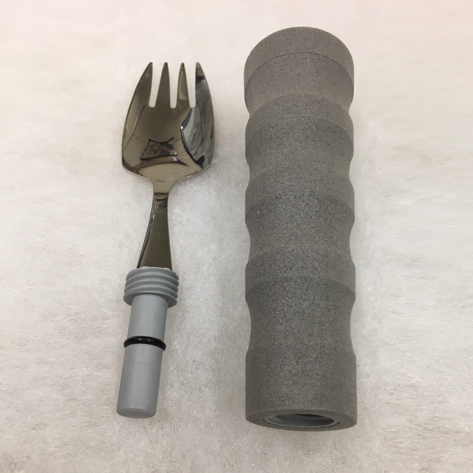 Close-up of a feature of NRS EasyGrip Splayed Fork.