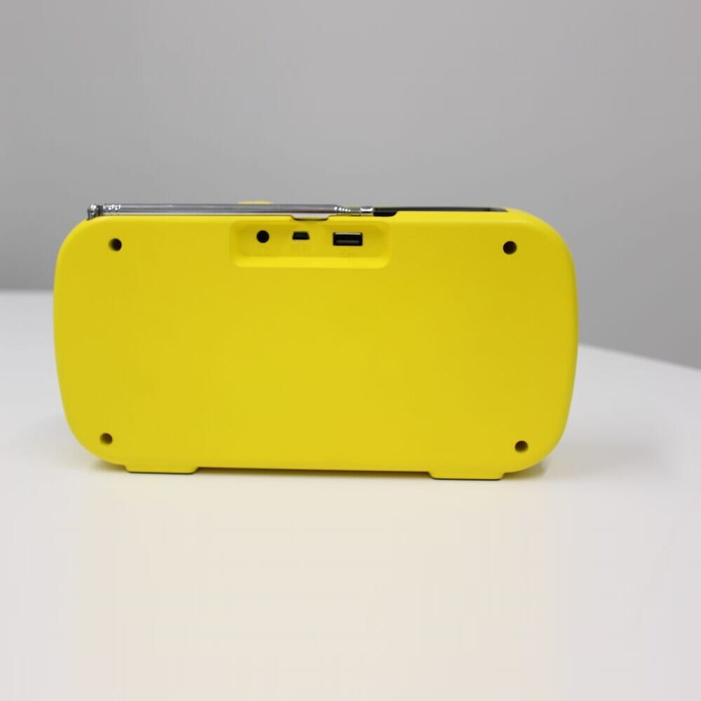 Diagram or packaging of Ravencourt Living Easy Music Player highlighting dimensions or features.