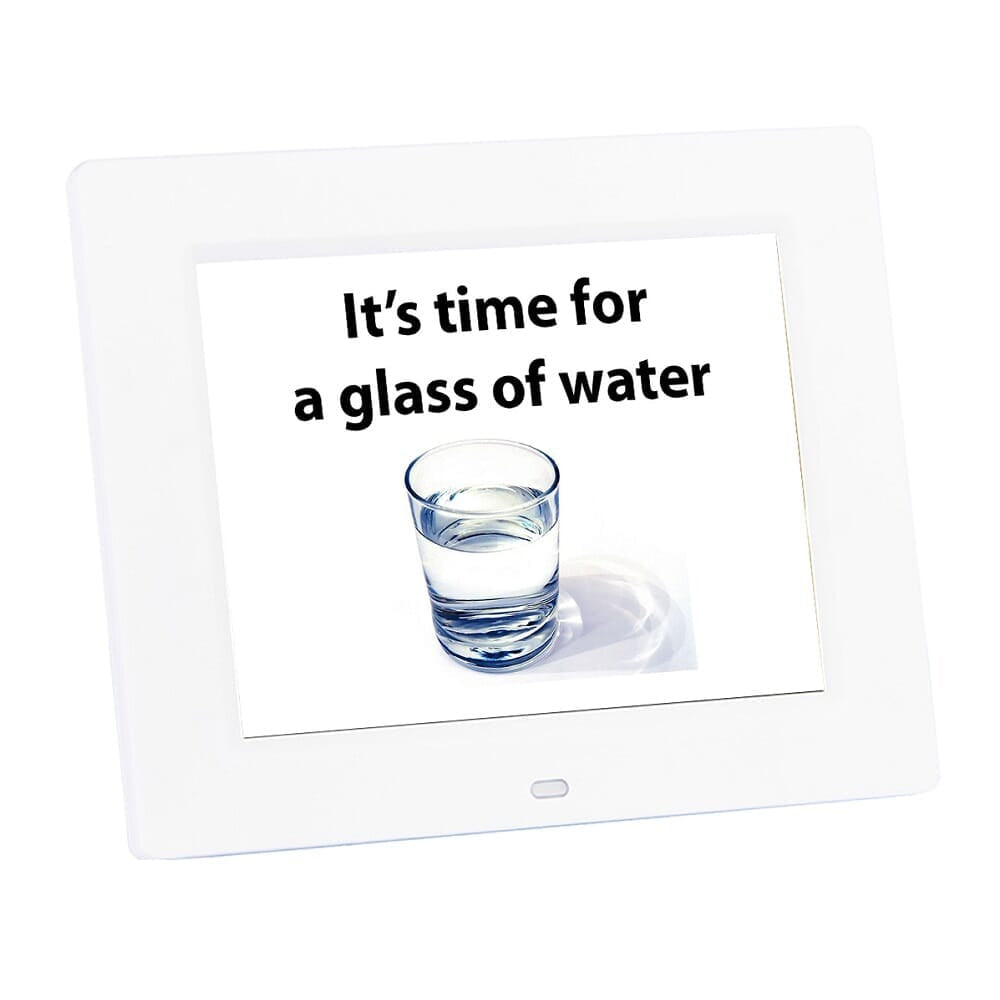 Lifestyle image of Rosebud Reminder Clock-Dementia Clock being used in a real-life setting.