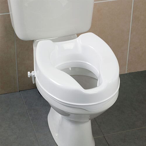 Image of Savanah Raised Toilet Seat on a plain background.