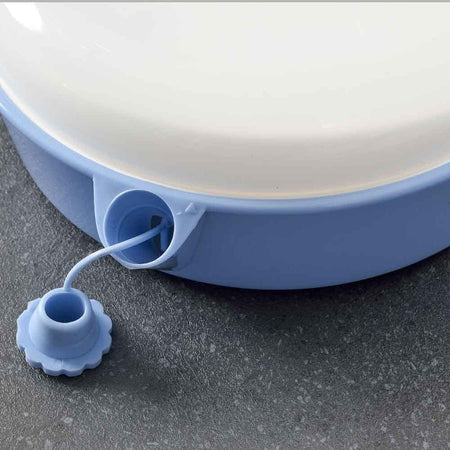 Lifestyle image of Stay Warm Bowl being used in a real-life setting.