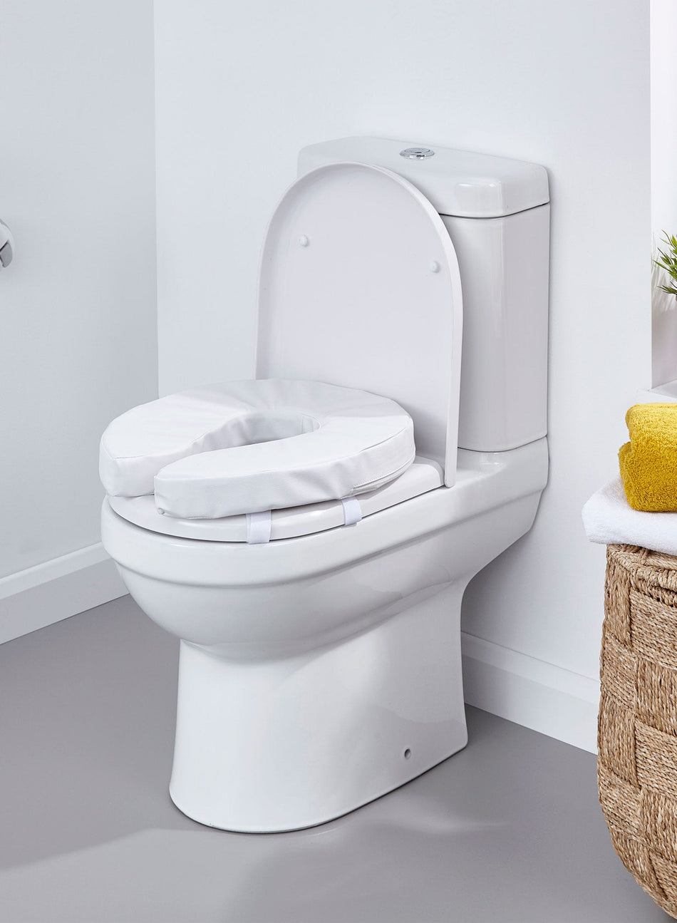 Riviera Padded Toilet Seat