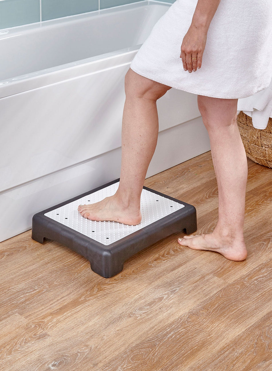 Atlanta Non-Slip Half Step